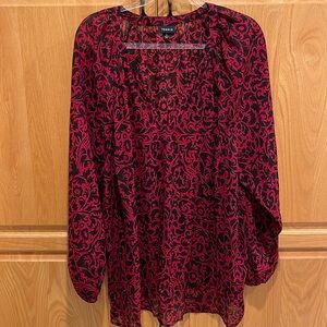 Torrid red and black blouse